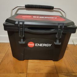 Special Coca-Cola Edition 20 QT Grizzly Cooler