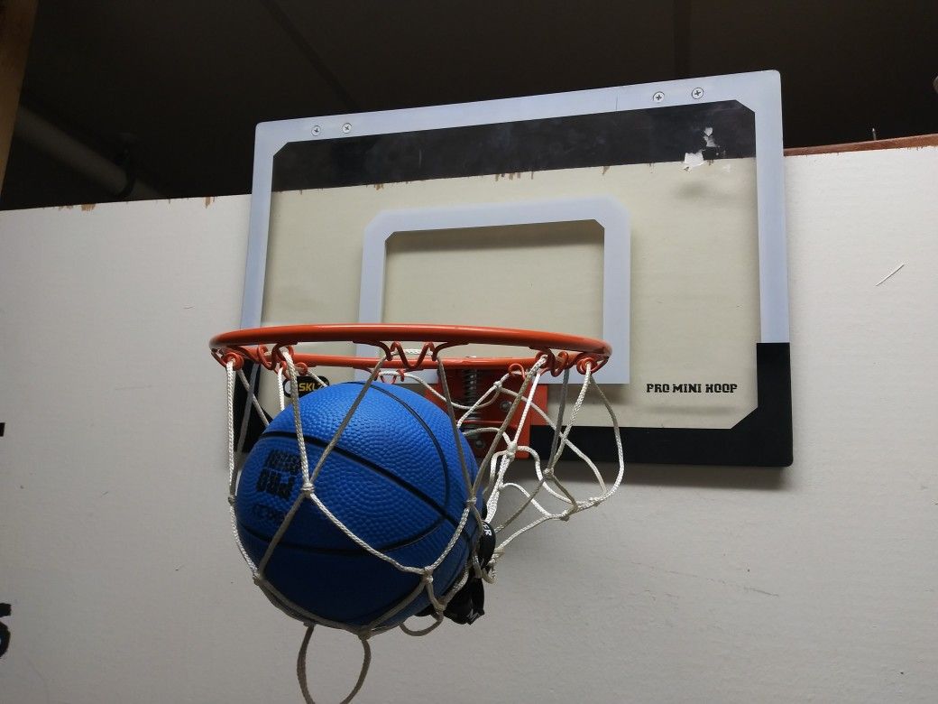 Sklz Indoor Basketball Hoop With Ball