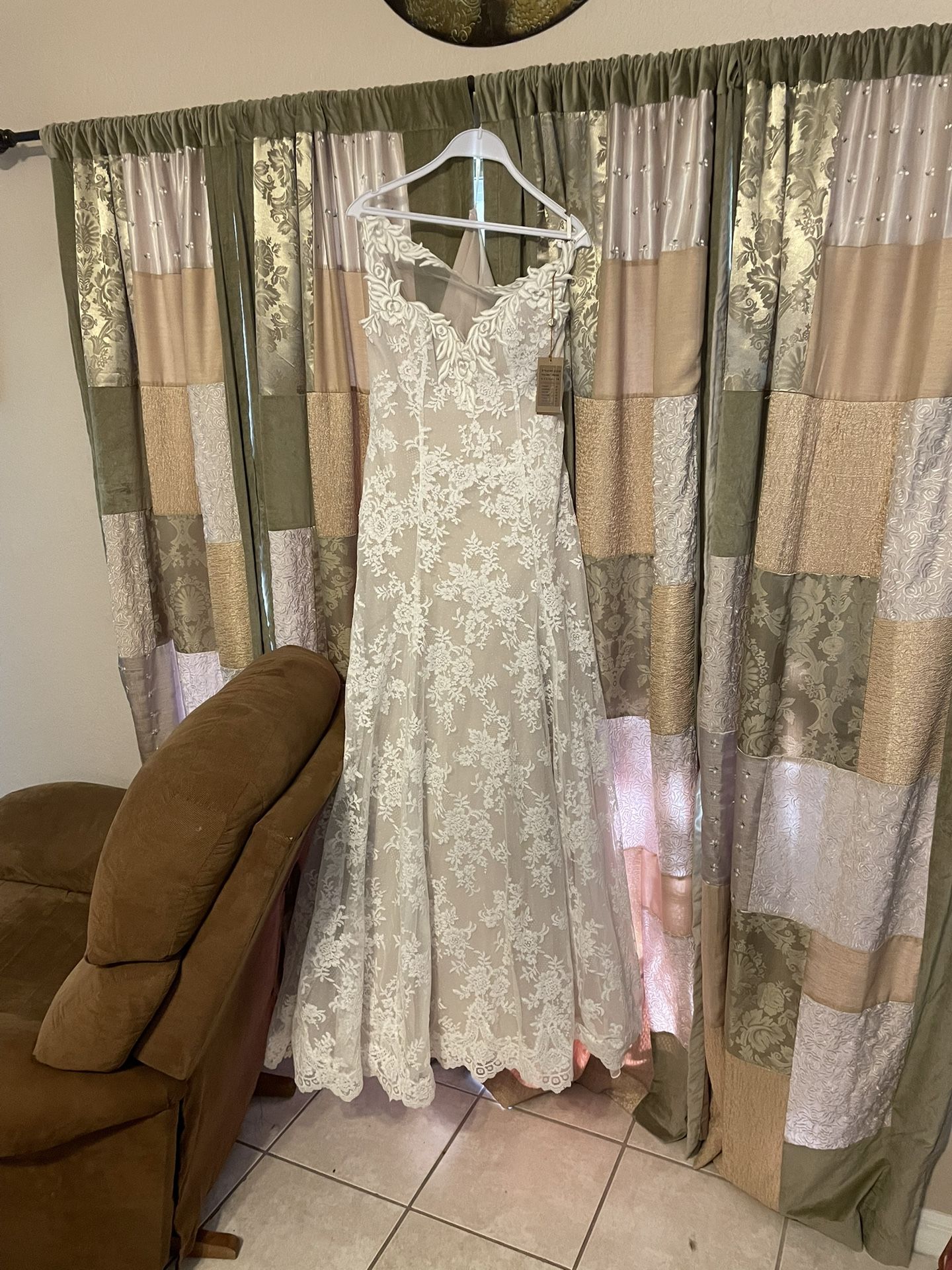 Wedding Dress - Size 14