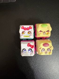 Hello kitty clickeez
