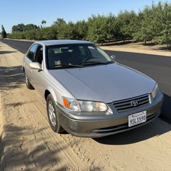 2000 Toyota Camry