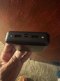 Portable charger w/ flashlight