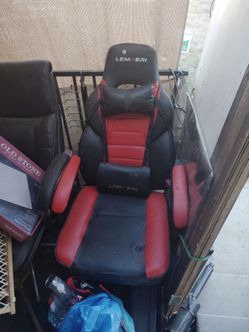 Gaming chair
