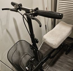 Knee Scooter With Basket And Bell