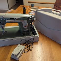 Janome New Home Double Duty Vintage Sewing Machine