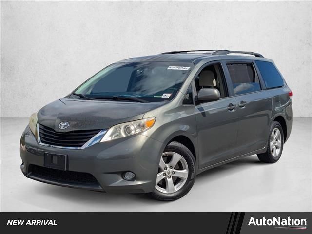 2012 Toyota Sienna