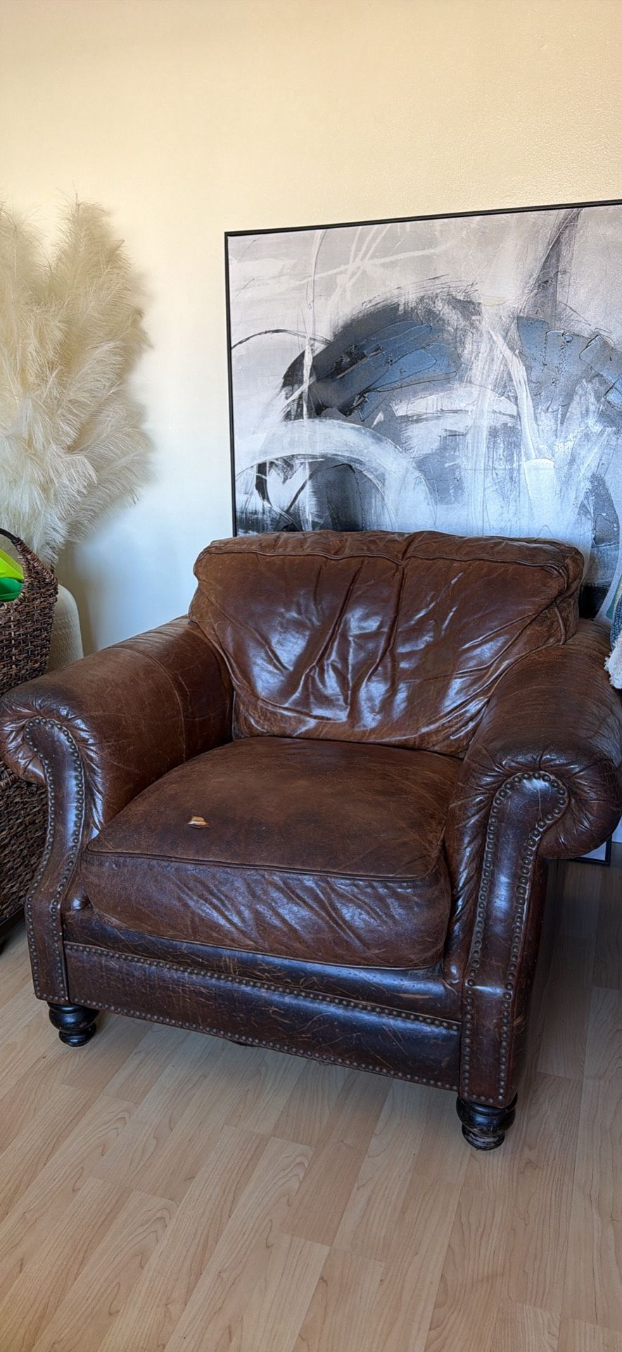 FREE Oversized Real Leather Heavy Comfy Cozy Couch Chair Accent 