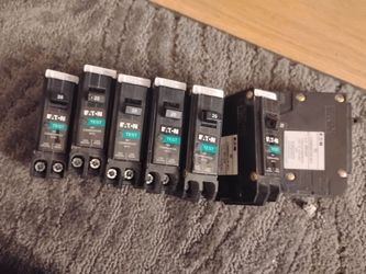 7 Eaton Arc fault breeakers