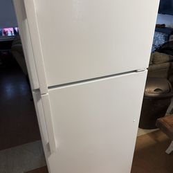 GE refrigerator