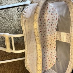 Halo Side Bed Bassinet 