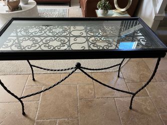 Accent Table