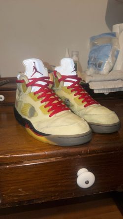 Jordan 5s off white size Men-10