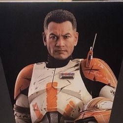 Hot Toys 🔥 Commander Cody 