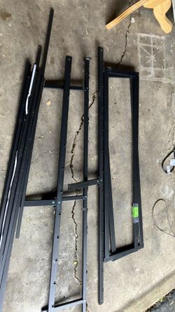 Metal Bed Frame for Queen Mattress
