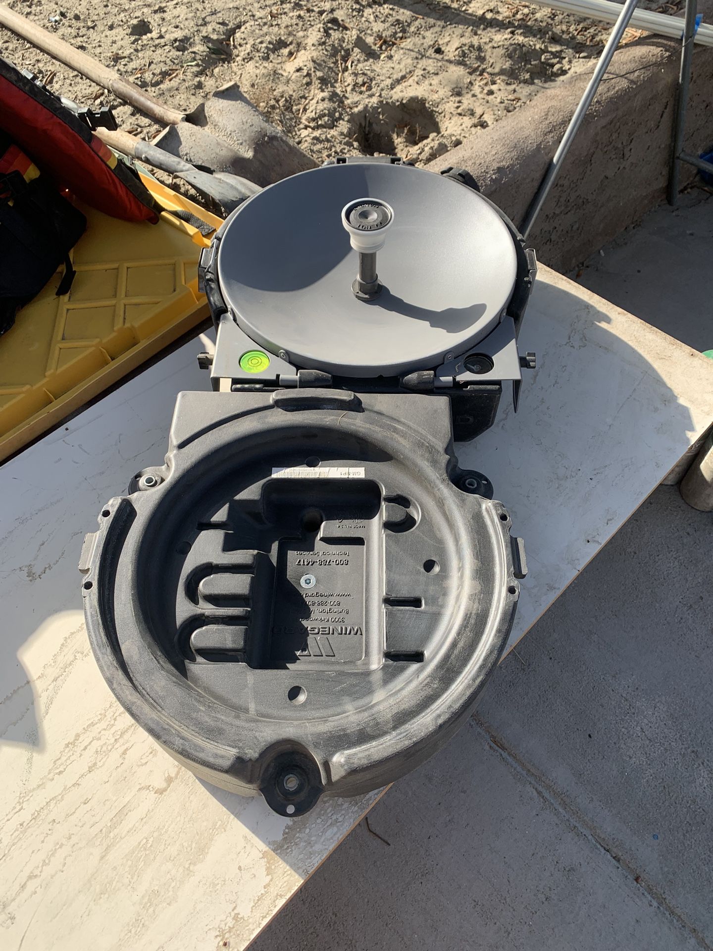 Winegard Satellite
