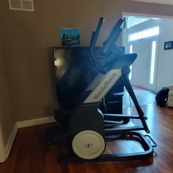 NordicTrack Freestride Trainer FS7i