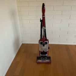 Shark Navigator Lift Away Upright Vacuum 