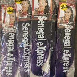Selling Pre Stretch Expression Braiding Hair . In Box Me For All Box Braids .