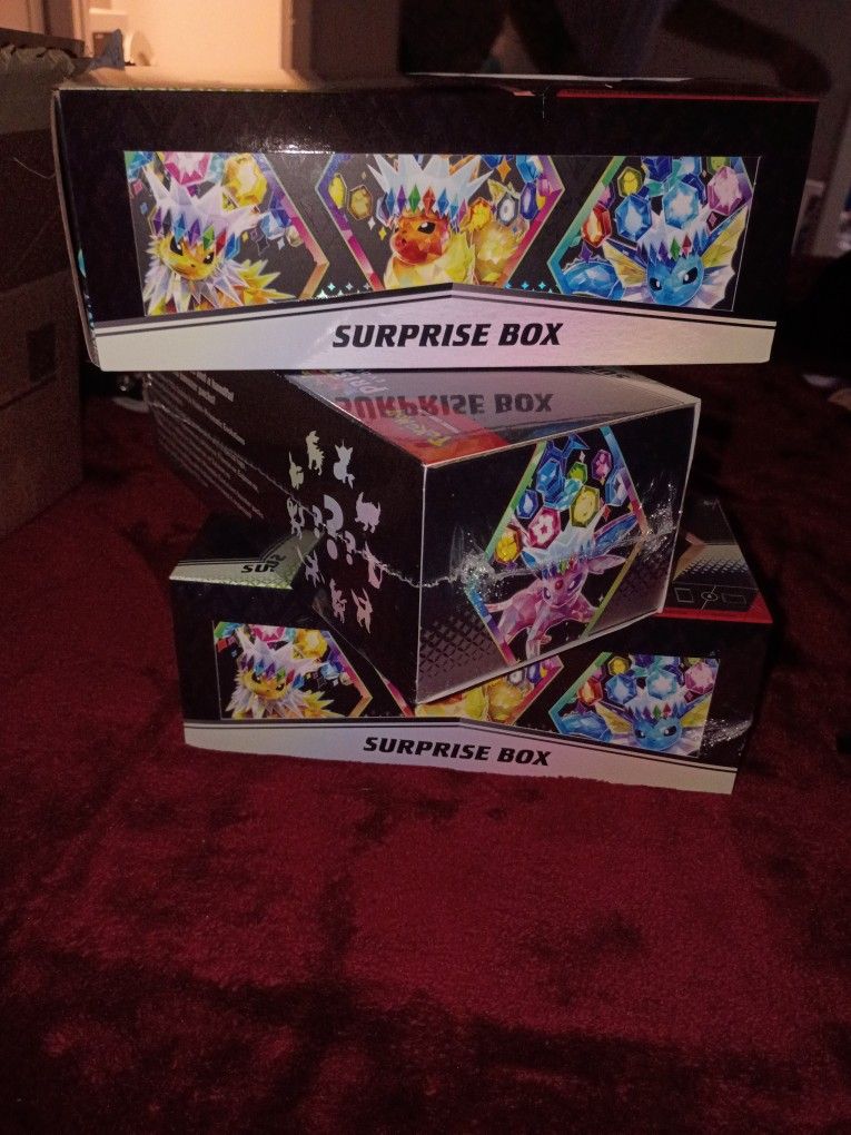 Prismatic Evolutions  Pokemon Surprised Box