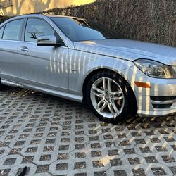 2012 Mercedes Benz C250