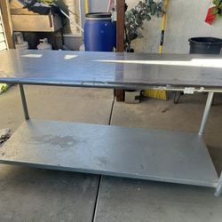 Stainless Steel Tables And Bakers Racks 