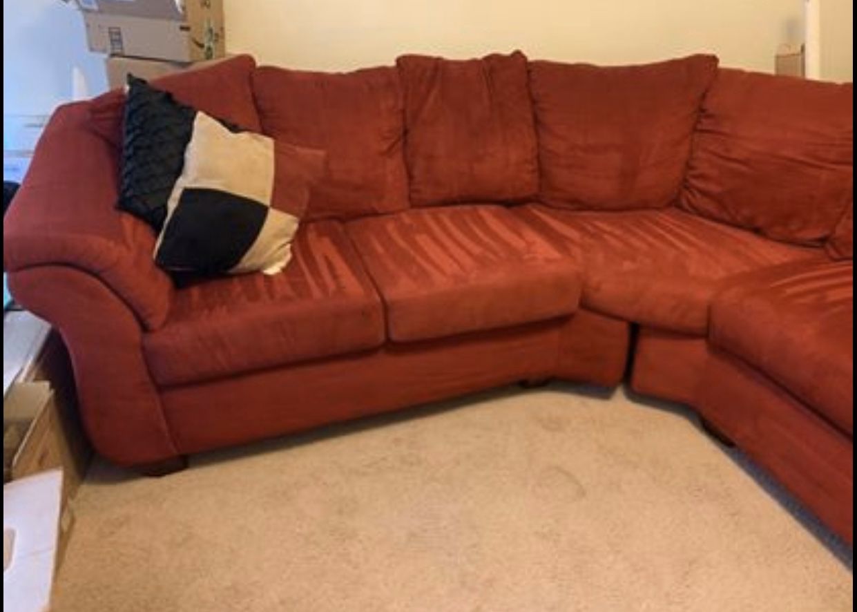 U Shaped Sectional/Sofa/Couch