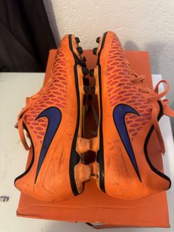 Nike cleats Sz 10.5
