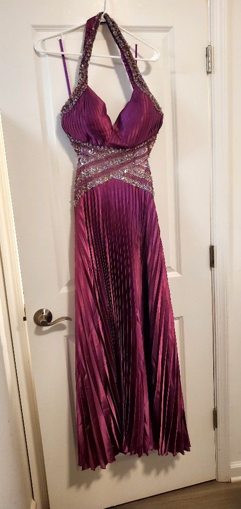 Purple PROM / FORMAL GOWN Sz XL