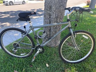 Specialized Rock Hopper Mountain Bike