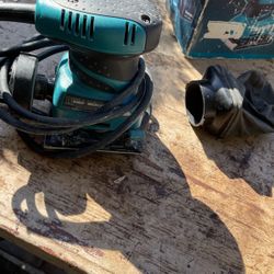 Makita sander 