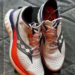 Saucony Endorphin Speed 4