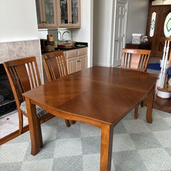 Contemporary Wood Dining Table W/6 Chairs