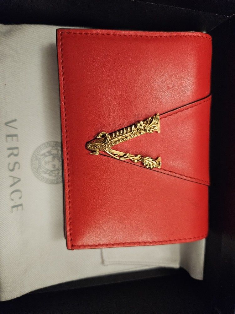 Versace Wallet New With Box And Dust Bag