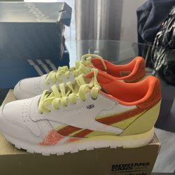  Men Reebok Sneakers