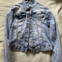 Medium Faded Jean Jacket !-Great condition 