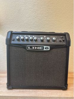 Line 6 Spider IV 15 Guitar Amp – 15W 1x8” Modeling Combo Amp