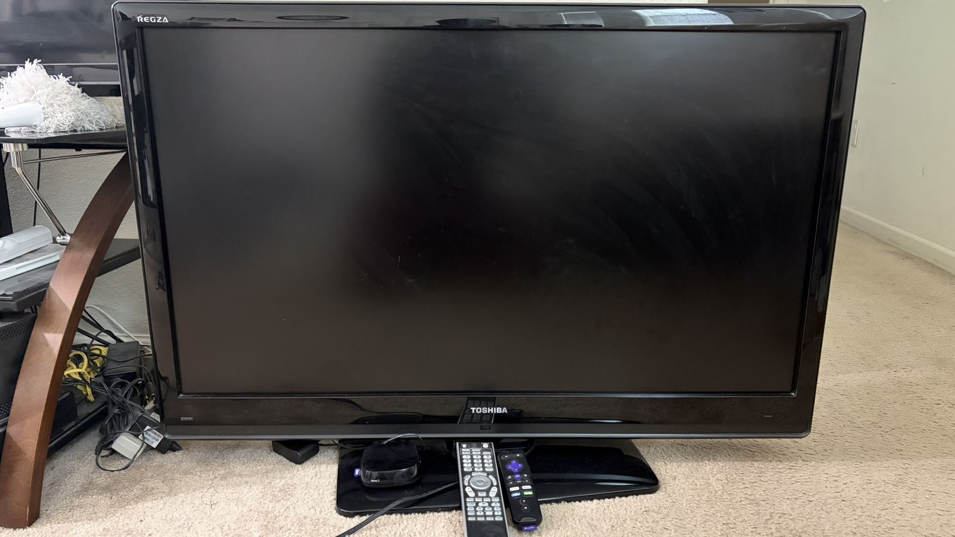 TV Roku Toshiba 34’