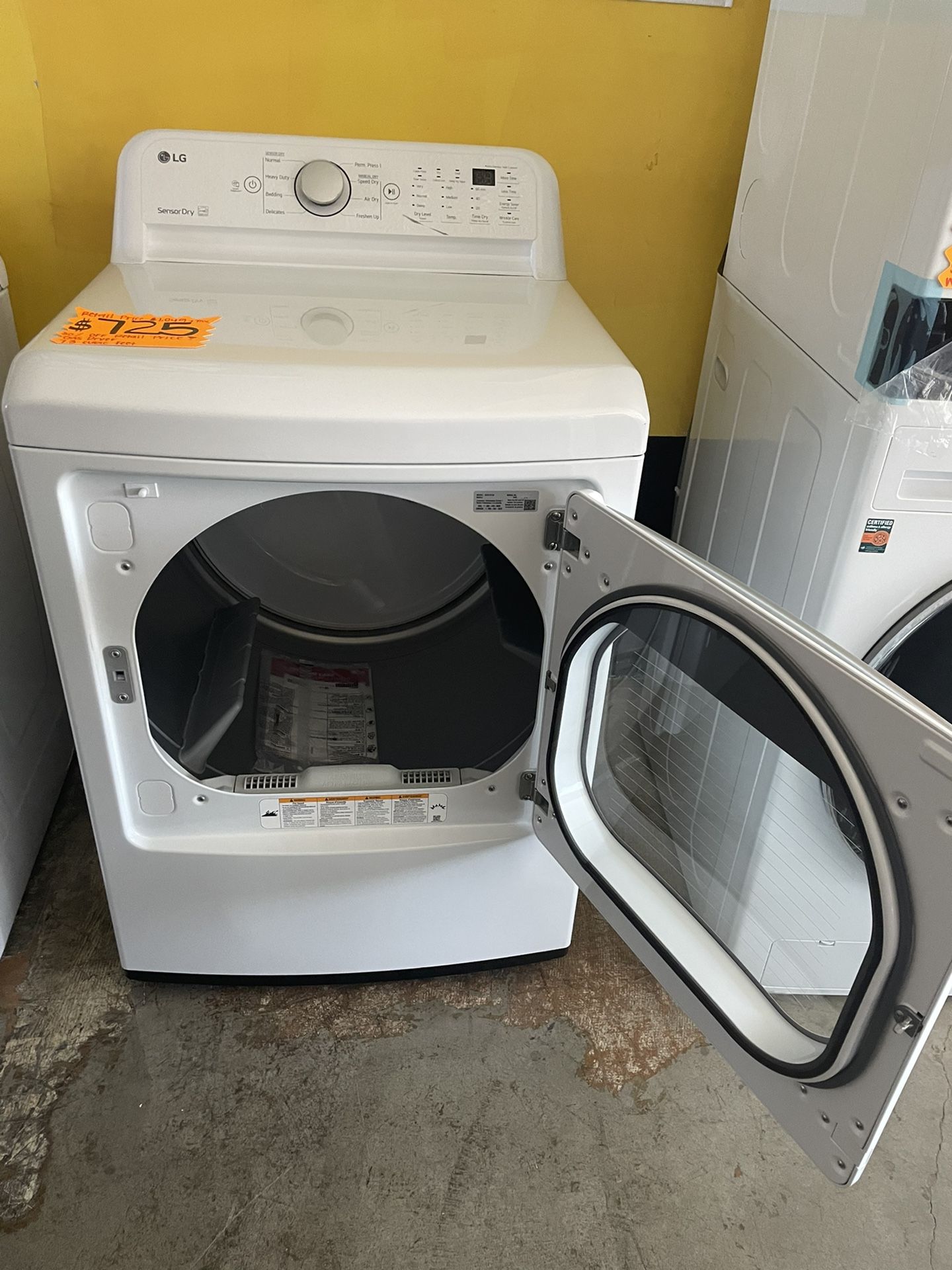 New LG Gas Dryer 7.3 Cubic Feet 