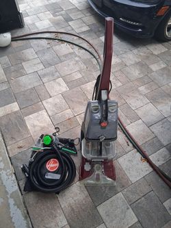 Hoover Powerscrub Deluxe carpet cleaner