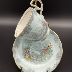 AYNSLEY TEA CUP AND SAUCER QUEEN'S GARDEN 7614/1 ENGLAND BONE CHINA