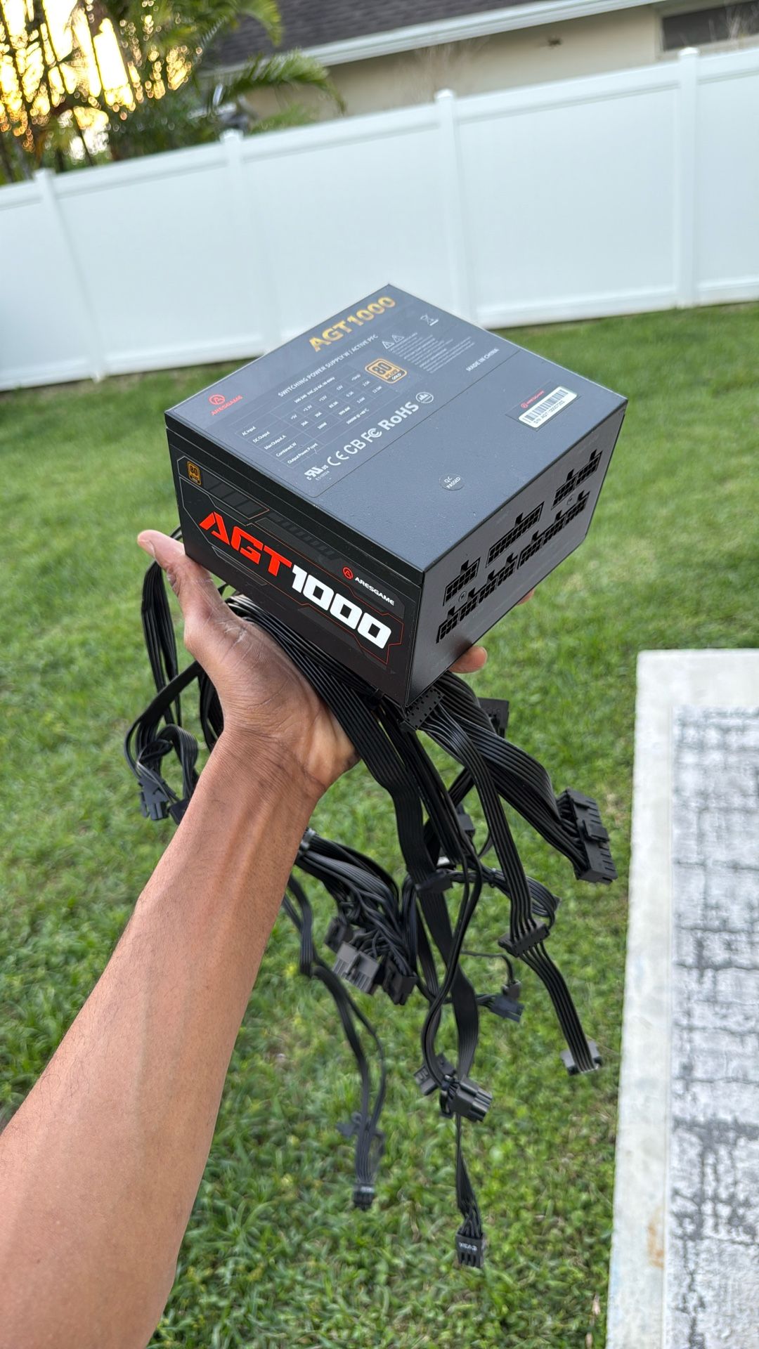 AGT Series 1000W Power Supply