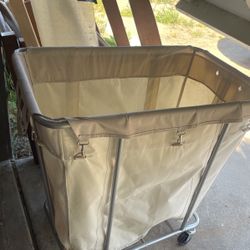 Laundry Basket With Wheels 