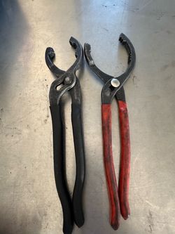Engine oil filter pliers