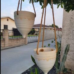 Hanging planter 