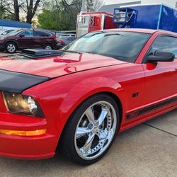 2006 Ford Mustang Gt Red