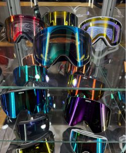 Doxa goggles - snowboard and ski