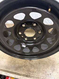 Steel rim Chevrolet pickup