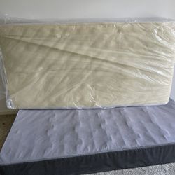 Twin bed wood frame and box