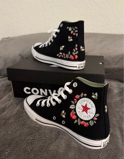 Converse Shoes - Size 8.5