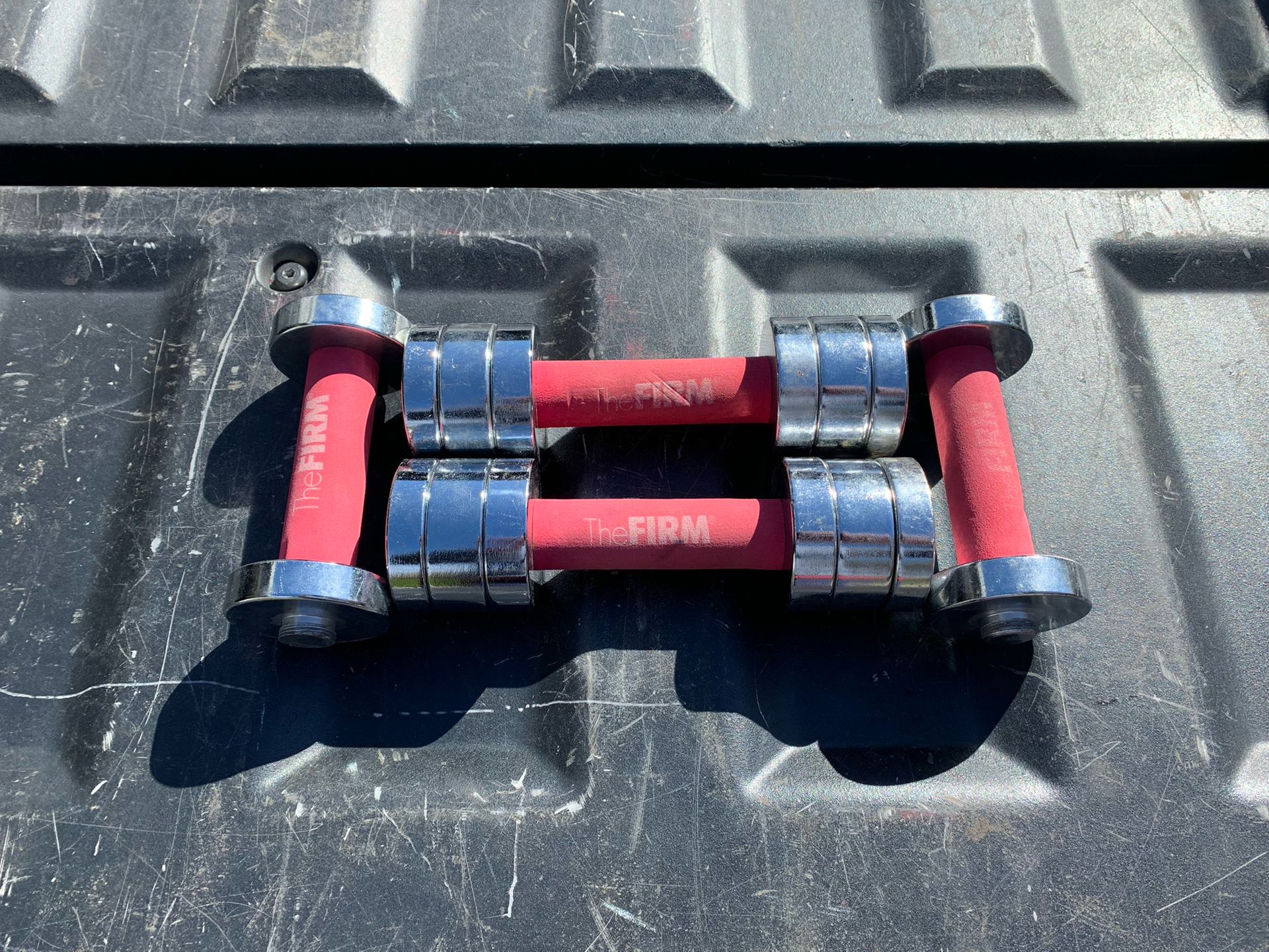 The FIRM adjustable dumbbell/curl bar weight set (3lb/5lb/6lb/8lb)